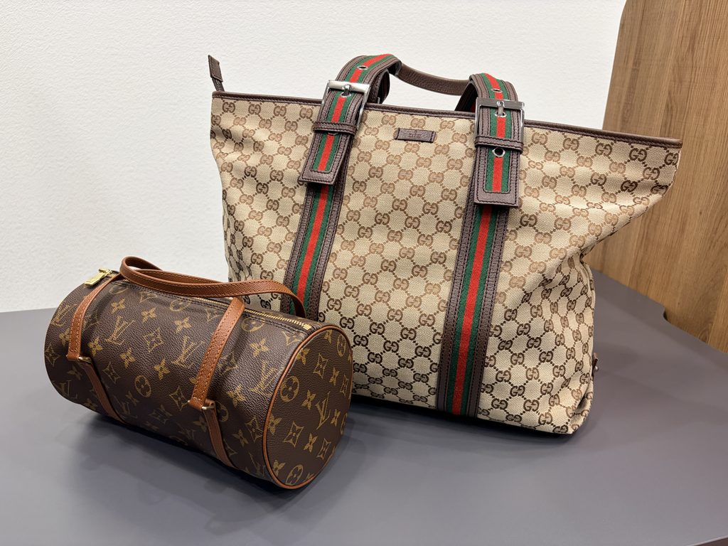 グッチGGキャンバスとルイヴィトン モノグラム パピヨンの買取実績|銀座屋 徳島藍住店