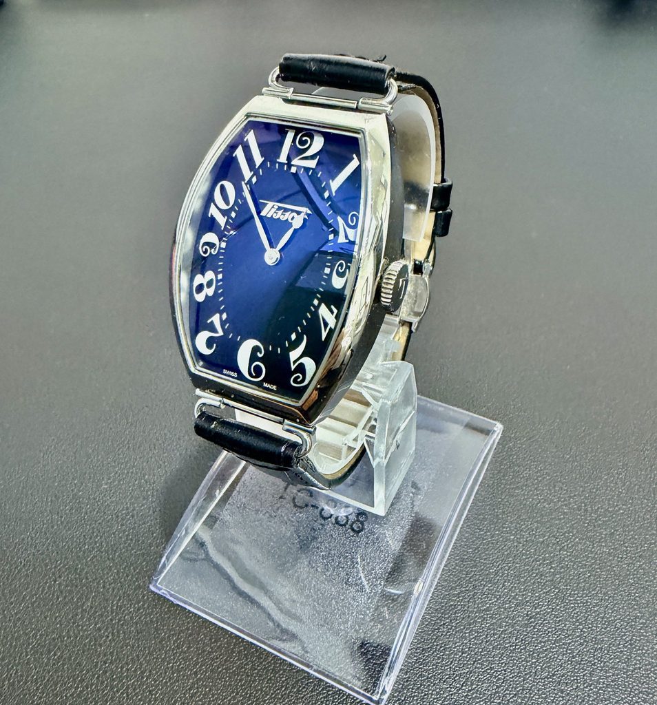 徳島・藍住町で買取したTISSOTティソのブルー文字盤メンズ腕時計