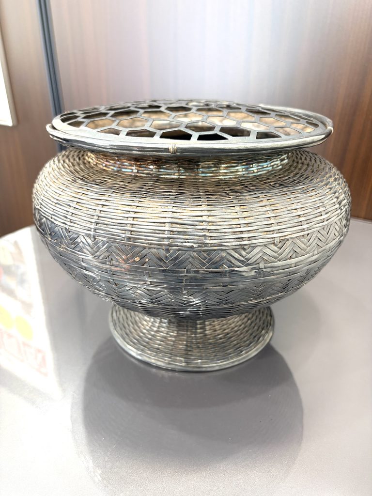 南あわじ市賀集のお客様から買取した遺品の純銀製火鉢